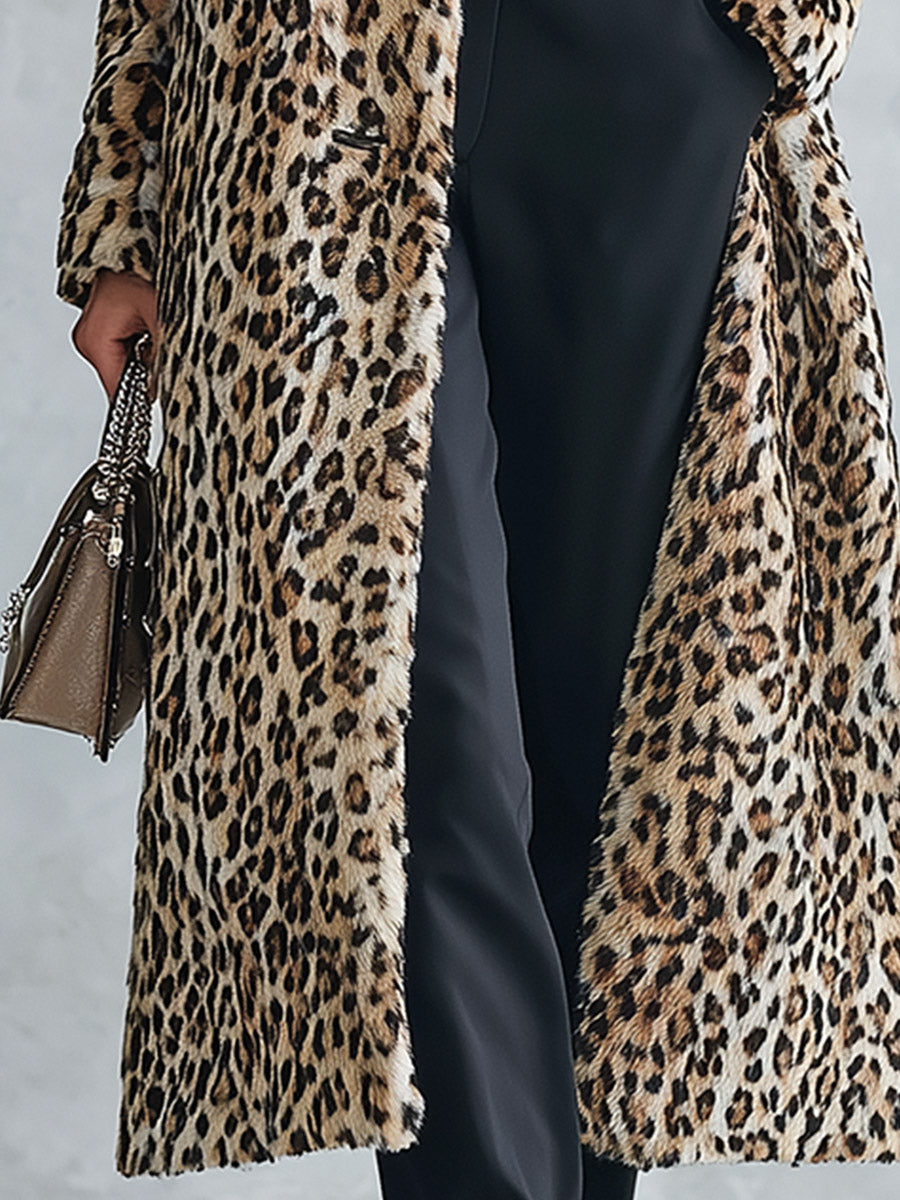 Joanne | Leopard Print Short-Pile Coat With High Collar