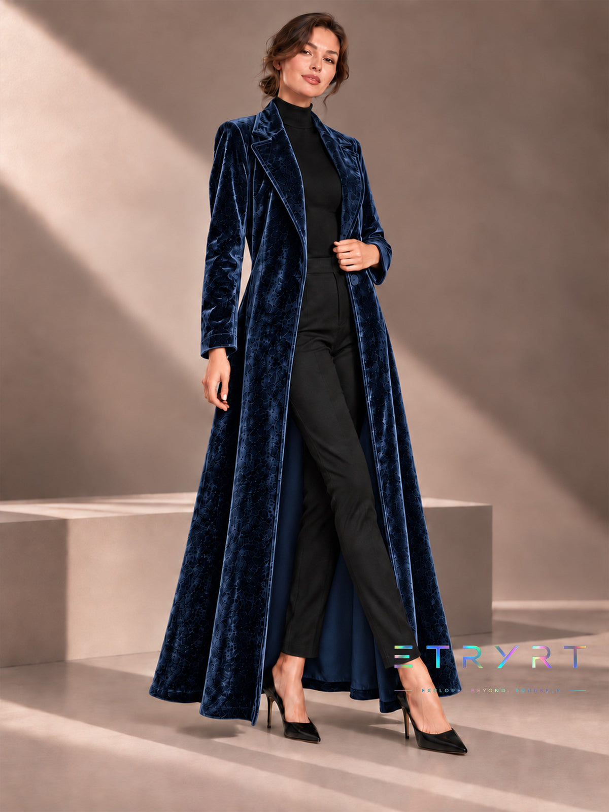 Béatrice | Open-Front Long Velvet Coat