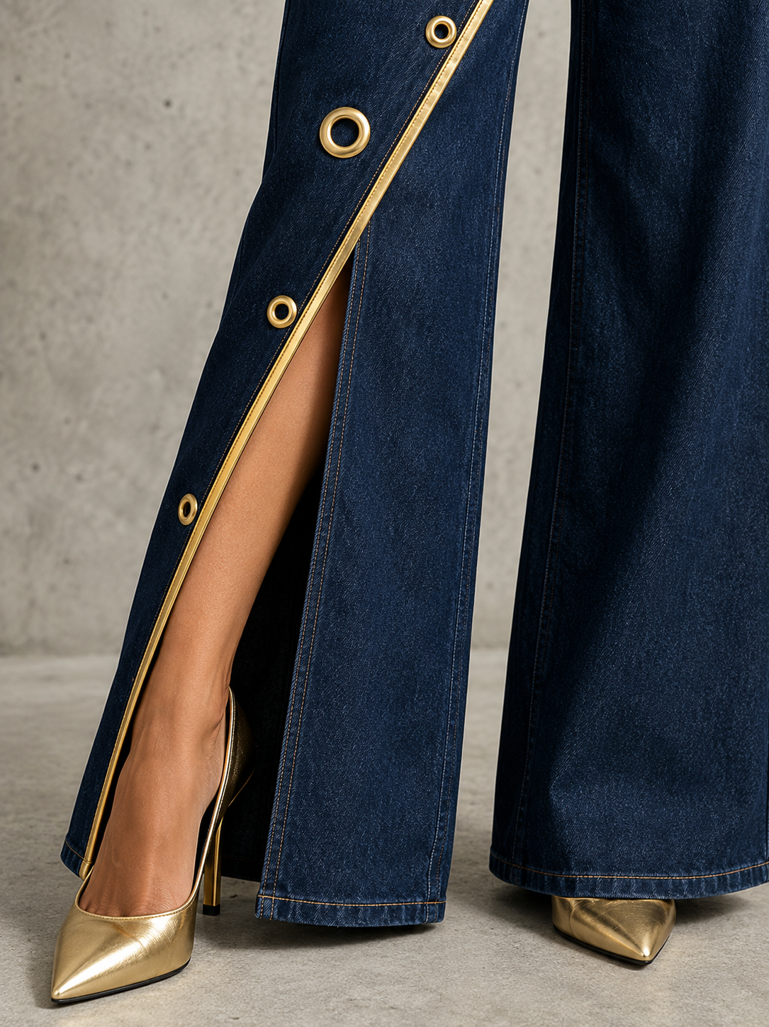 Tory | High-Waisted Wide-Leg Jeans With Gold Piping