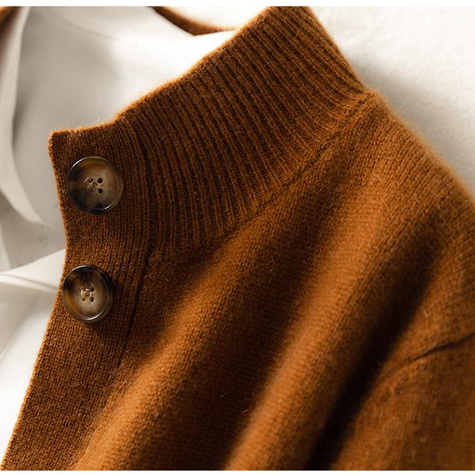 Loriana | Soft Mock-Neck Button Cardigan