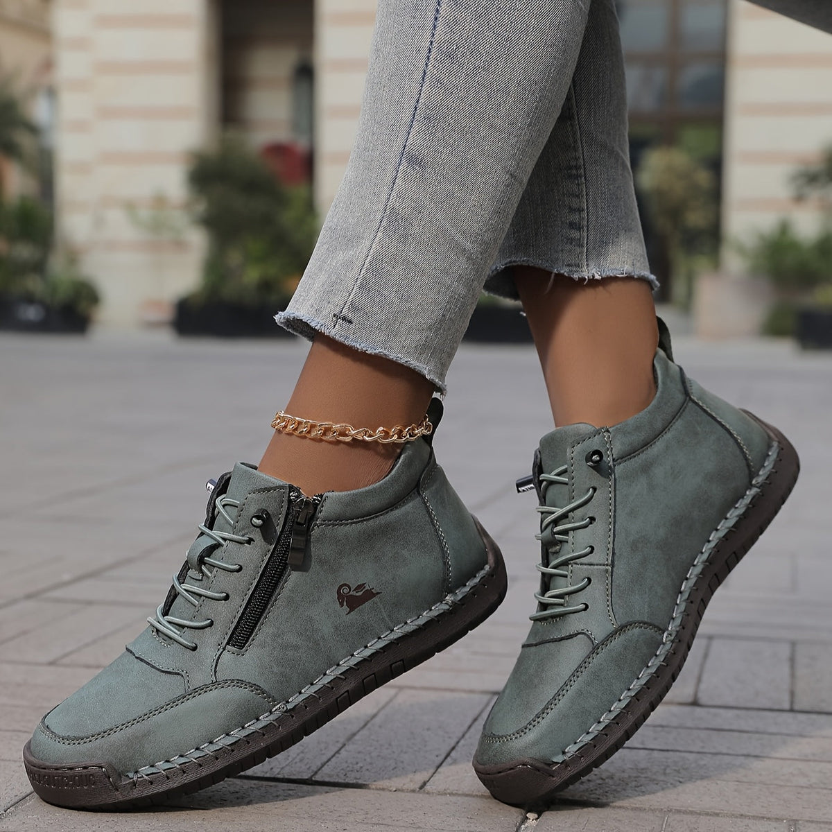 Émy | Supportive Comfort Sneakers