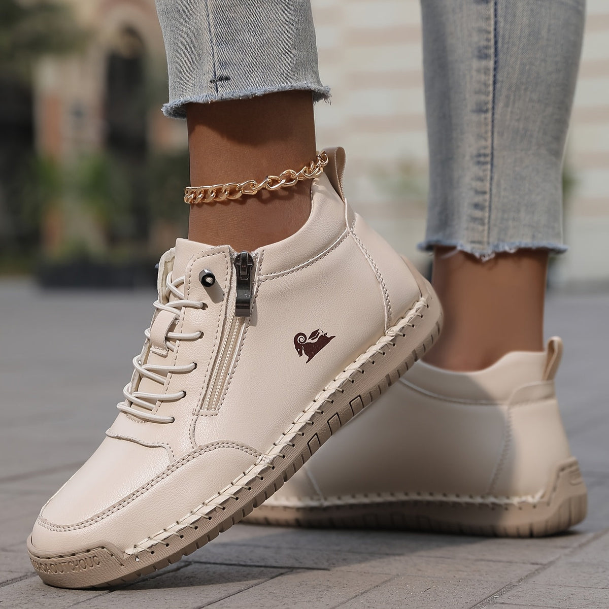 Lyse | Barefoot-Inspired Wide-Fit Comfort Sneakers